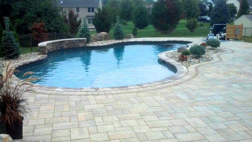 from-concept-to-cannonball:-a-complete-guide-to-installing-a-pool